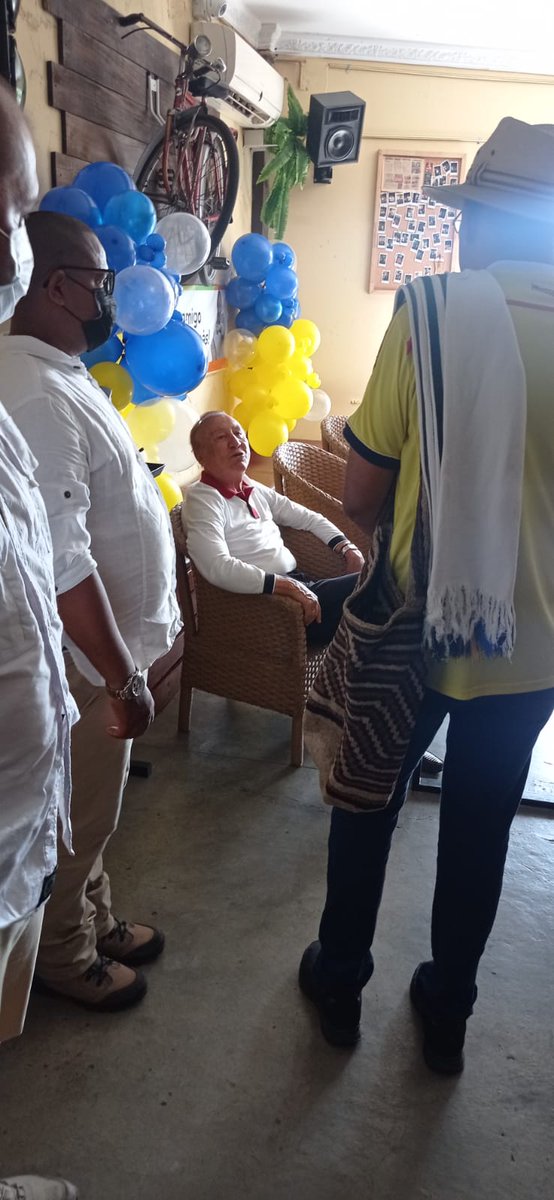 Asobares's tweet photo. En Valledupar, continuamos socializando la Agenda por la Economía nocturna con candidatos a la Presidencia de la República, hoy con @ingrodolfohdez reunido con comerciantes del Depto del Cesar @AsobaresCesar . Seguimos visibilizando los retos del sector. https://t.co/1XlprVQSsB