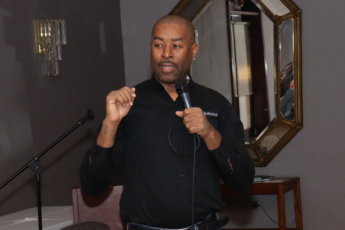 solutionsht's tweet photo. Notre Directeur Général, Jean-Charles Kurt, dans son intervention sur l'e-governance à la première édition de BIZTEK Ayiti à @KaribeHotel.
#solutionsht #softwaredevelopment #customsoftware #madeinhaiti #egovernance https://t.co/jkLy12KwH0