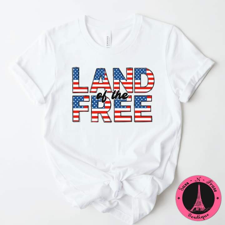 with_alisa's tweet photo. These amazing t-shirts were just added❤️🤍💙 Perfect for Memorial Day &amp; the 4th Of July or anytime of year🤩
https://t.co/GpLEIpVelt

#4thofJuly #MemorialDay #landofthefree #AmericanMama #momlife  #tshirts #redwhiteandblue  #womensfashion #womenownedbusiness #smallbusiness https://t.co/kYXzTuNlFA