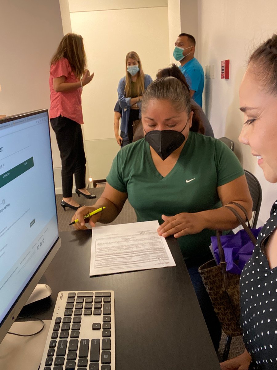 Inspirateorg's tweet photo. Apertura tu #DebicuentaExprés  @bbienestarmx para mexicanos viviendo en el extranjero y tu #remesa es recibida instantáneamente @SRE_mx @IME_SRE @ConsulMexMAC #VAF McAllen https://t.co/EgAzMkwZ4S