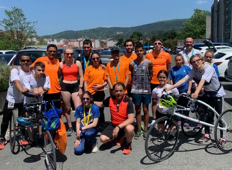FESAVALENCIA's tweet photo. El #EquipoFesa de Atletismo logra unos grandes resultados en el Meeting Internacional de Basauri!! 🏃♂️👨🦽
•
Los deportistas Judith, Vicente Anderson y Nacho, logran mejorar sus marcas personales! 🔝🏆
@_FEDPC_ @FEDEDDF @fedi_cv @ONCE_oficial https://t.co/tmF2AJzV11