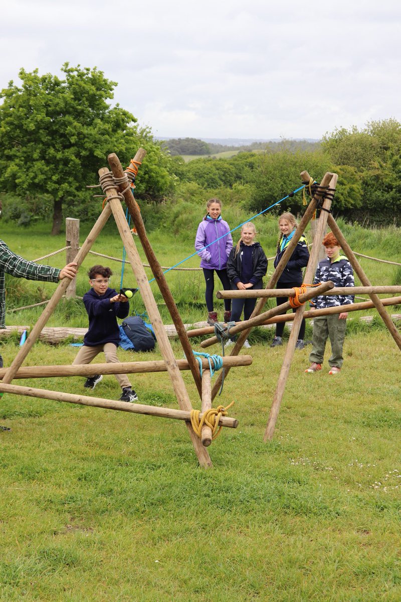 GriffinHouseSch's tweet photo. An afternoon of activities to start the week’s experiences. #GHSFormVI #GriffinHouseSchool #GHSOpportunities https://t.co/t1SYNKKClf
