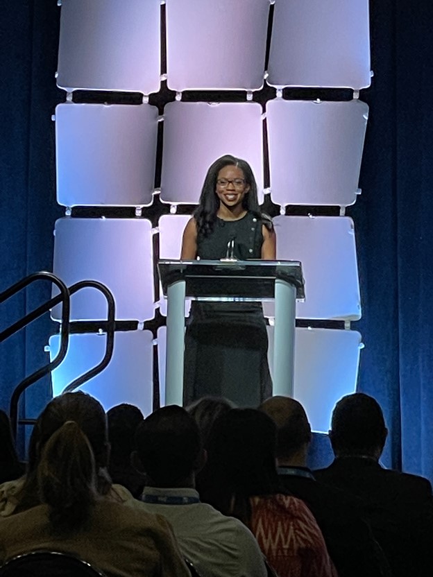 ASQ's tweet photo. Ugwem Enyeo stresses the importance of innovative tech in leading us to a sustainable future. Powerful and empowering. Nearly 1,600 joined the opening session. Janet Raddatz, ASQ immediate past chair, welcomed attendees. #WCQI2022 https://t.co/JsXxx7gbd3
