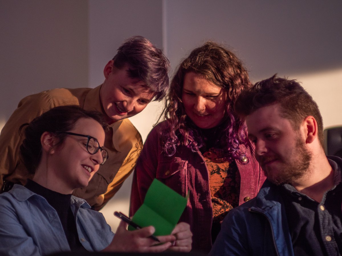 SterlingMolly's tweet photo. Tomorrow is our first online Community Conversations since we launched in April💜
If you've experienced abuse in the arts and are looking for a creative arts community, please join us by signing up here: https://t.co/fyLhgHws8n
📸 by the amazing @alana_d_m_ https://t.co/wFXJuOeKRg