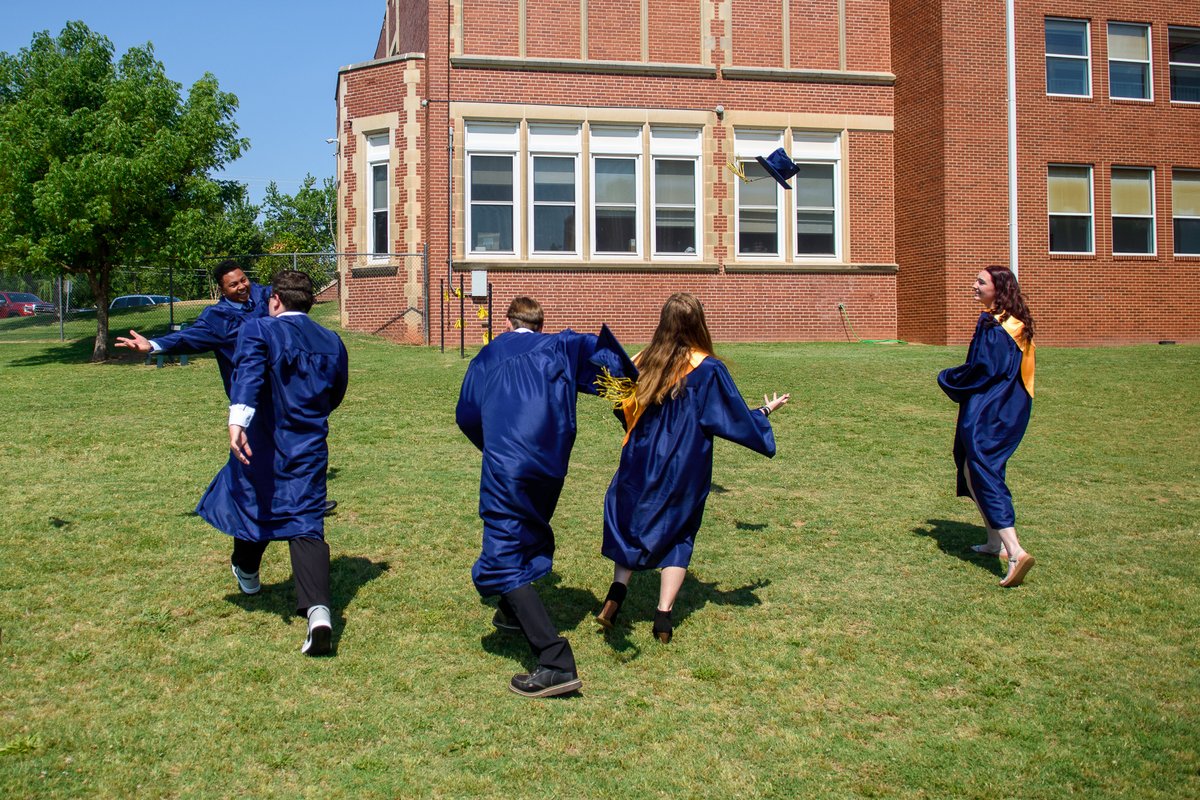 TrinitySchoolOK's tweet photo. Oh, the places you will go! Congratulations to our 2022 Trinity graduates! We are so proud of you and excited to see you spread your wings and soar, but remember, you will always be Trinity Tigers. #classof2022 #seniors #graduation #trinitytrue https://t.co/c14vDmAEbn