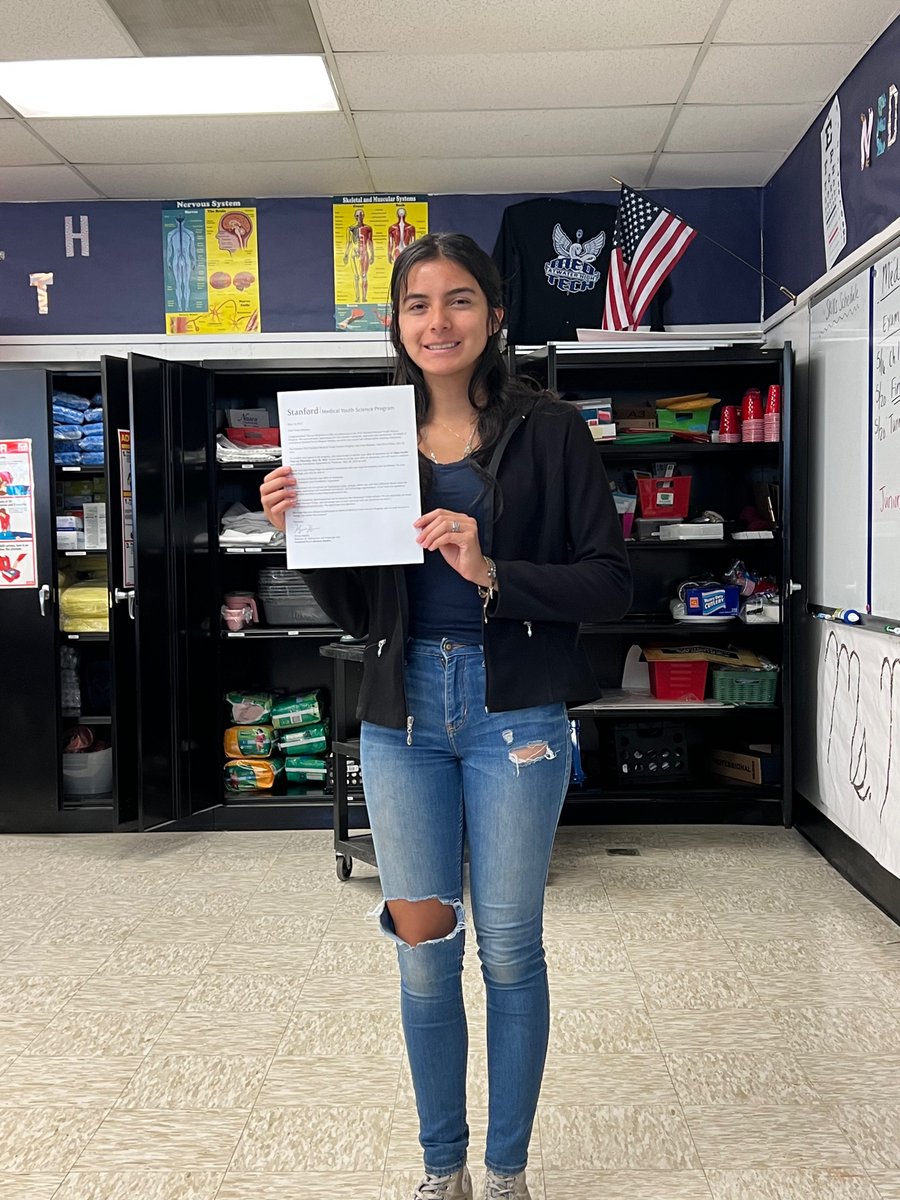 MsMehat91's tweet photo. 🚨🚨Teela got into the Stanford Medical Summer Youth Program‼️SO proud of you!! @AtwaterFalcons @AtwaterHOSA @MercedUHSD https://t.co/T4mN9p86Uo