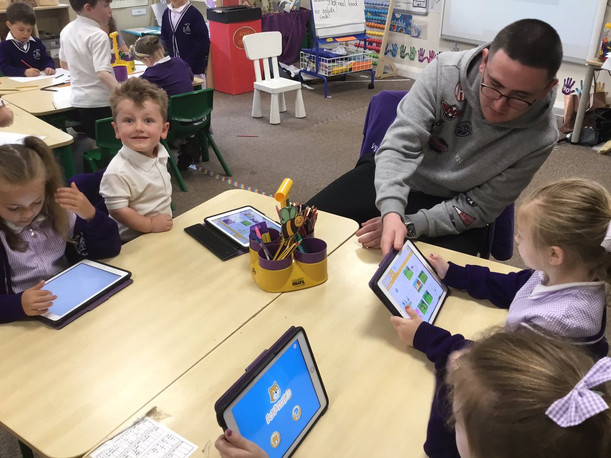 TheTrinityL5's tweet photo. Y1Sh Computing: Today we have been using the app βScratchβ making basic codes to move a character. This was fun! #trinitycomputing π€ https://t.co/hKueac6pby