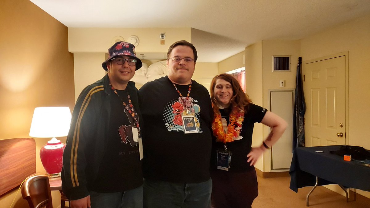 mleepproduction's tweet photo. @KeepFriendMagic @NovaRoselia @Seaquestriafest
#SQF22 https://t.co/xUEEvSXNn5