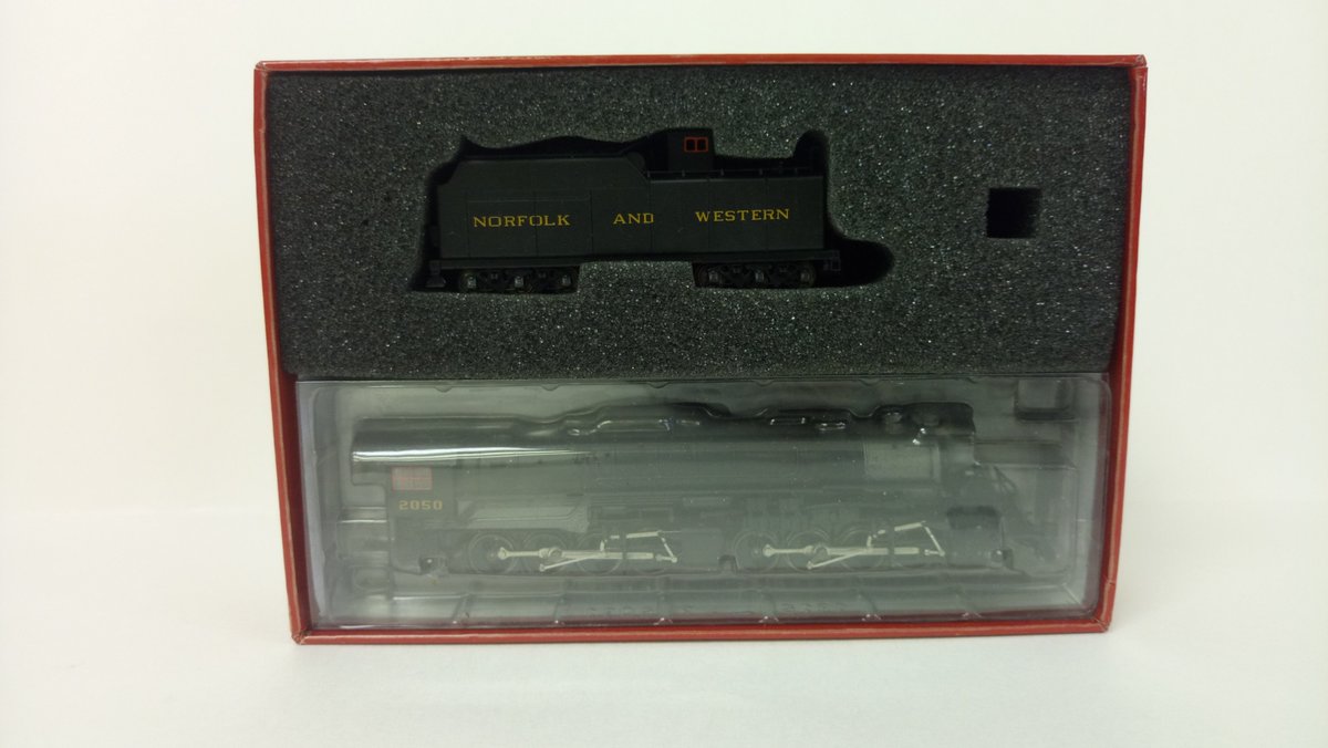 CANCarRaceAndM1's tweet photo. Trains are always one of our key transportation and it gives us a lot of valuable memories. Here is a book introducing locomotives.
Many scaled trains are ready for your collections in our store.
#CANCarRaceAndModel
#ModelRailway #ModelTrain #ModelLocomotive
#ModelCollection https://t.co/nGsyXVsUEO