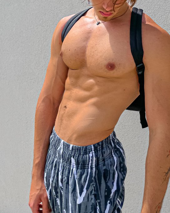 Welcome https://t.co/NOOK75S7na