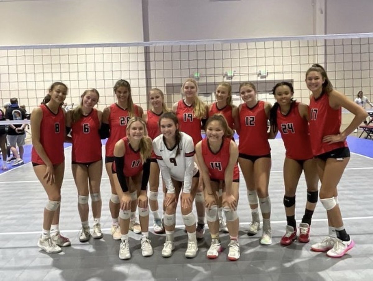 keelyhummelvb24's tweet photo. 3rd in NorCal and a National bid!  Nationals here we come!  See you in Indy!  #bidded https://t.co/K9KKRZ7QqJ