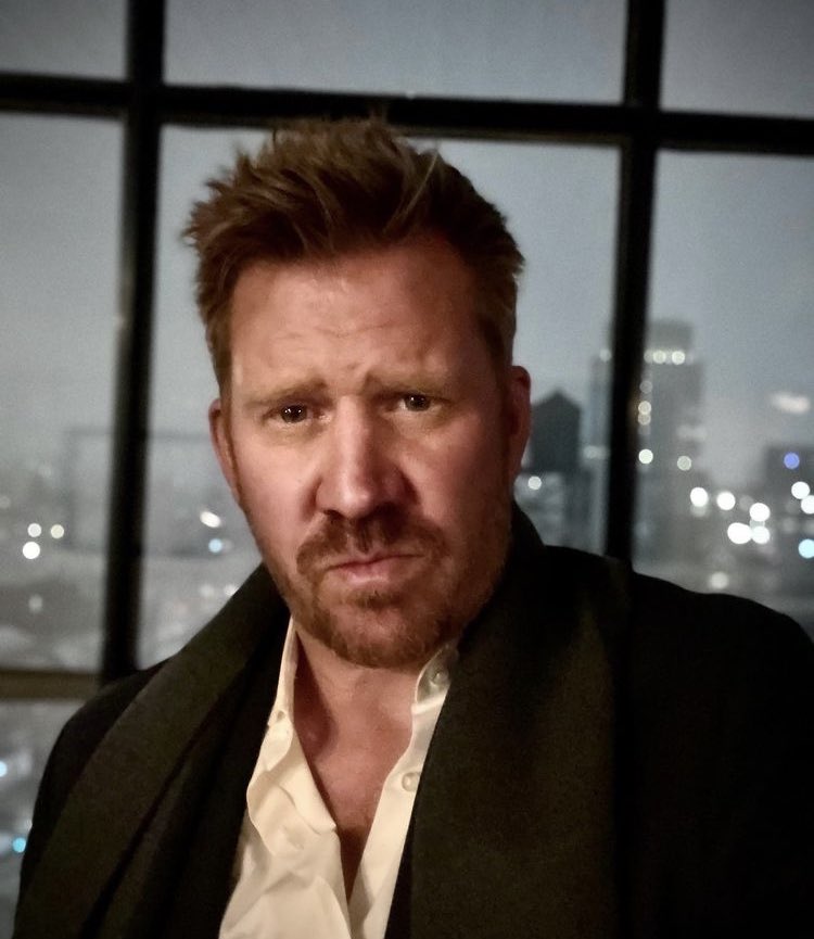 trickswitharrow's tweet image. ⠀
⠀⠀⠀⠀⠀⠀⠀⠀⠀⠀⠀⠀⠀⠀⠀another  archer  in  the  streets  ;