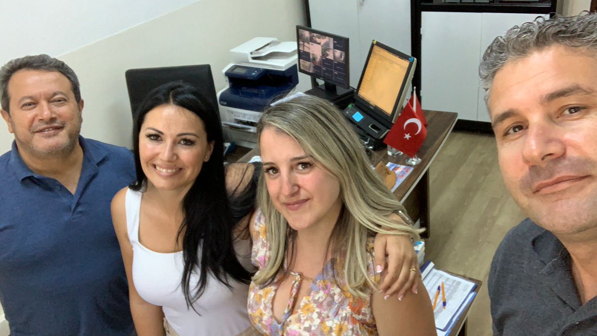 solcunit's tweet image. Avui oficialment ens han rebut a l'Escola Cetibeli Ali Fikret Bilgin Ilkogretim Okulu. El nostre equip #docent està realitzant observacions a les seves aules i cooperació entre docents de diferents especialitats. #MCAEA @EplusCatEdu #aprendredelescolaqueapren #CETEplus