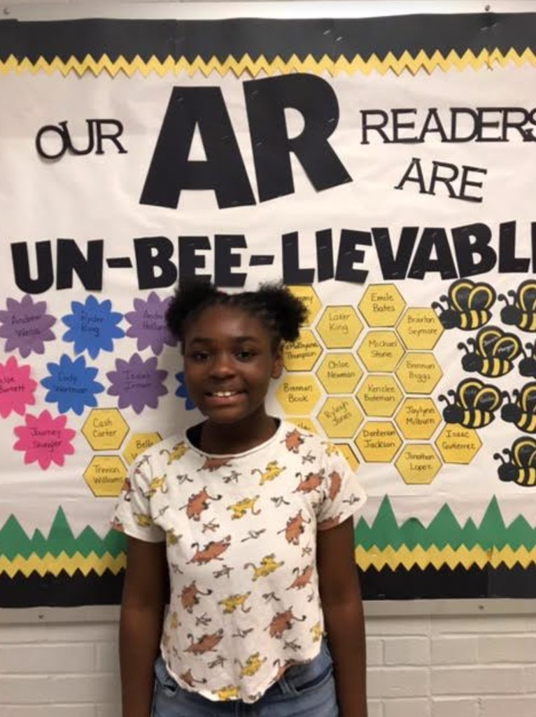 baldwinrams1's tweet photo. Congratulations to KeMaRhyuna Thompson! She met her AR goal for the 4th Quarter! Way to go! #baldwinBEthechange #readersareleaders #argoals #crushinggoals #waytogo #books #reading #lastnineweeks https://t.co/Qq2NTE7xLO