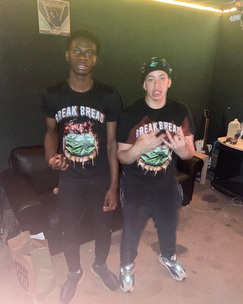 122_clothing's tweet photo. New “Heatwave” T-shirts  out now https://t.co/XRv1RV3nGl https://t.co/hlxfBczywP