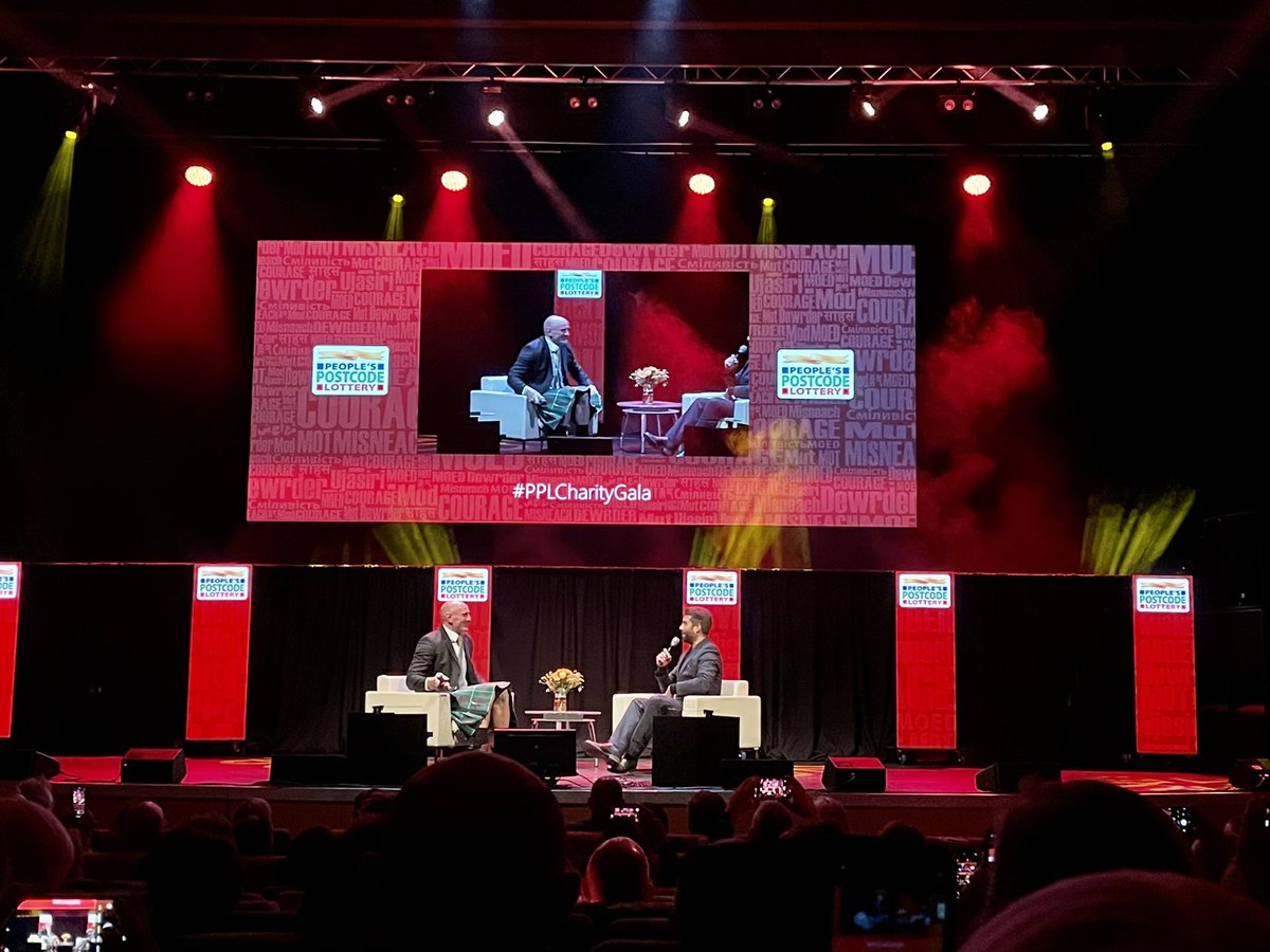 cottrell1's tweet photo. Lucky to be at the #PPLCharityGala tonight representing @CatsProtection and listening to the great Gareth Thomas on stage standing up against discrimination. https://t.co/z3PfCntLBZ