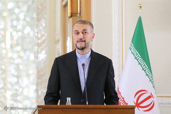 Iran's tweet photo. Iran's foreign minister heads to UAE to pay respects to late leader, meet new one

@Amirabdolahian 

https://t.co/WmcpvvvPxs https://t.co/v7a3WUZMUM