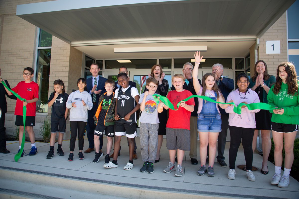 YorktownSupt's tweet photo. The ribbon cuttings at YMS and YES were awesome! https://t.co/vtMdL5SBAM