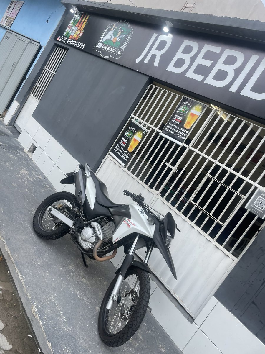 Trampando em silêncio sua vida anda muito mais , gratidão 👏🏼🚀🏄 fé ☑️