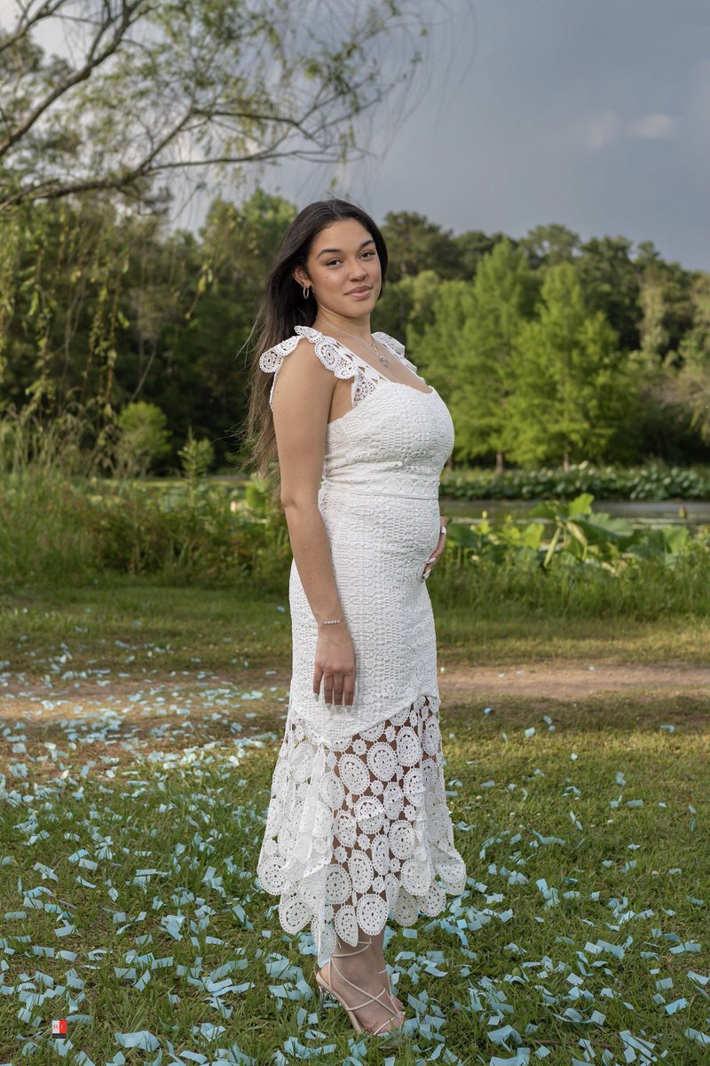 I’m a boy mom! 🥹💙 can’t wait to hold my baby boy and spoil him rotten 😭 we love you more than you’ll know.