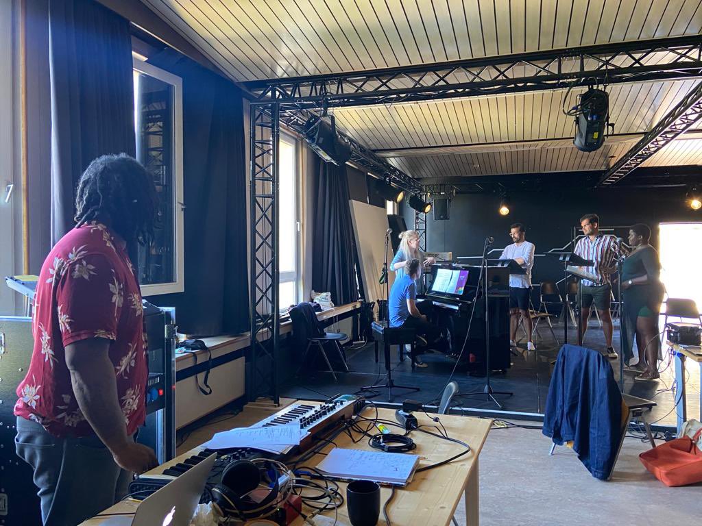 CharlotteMarlow's tweet photo. Au revoir Luxembourg, everything has been truly magical. The tears have been happy and plentiful. My heart cannot speak to how grateful I am for this team. Jusqu'à ce que nous nous revoyions 🇱🇺 ♥️ 🤍 💙 https://t.co/MTpAZGogQq