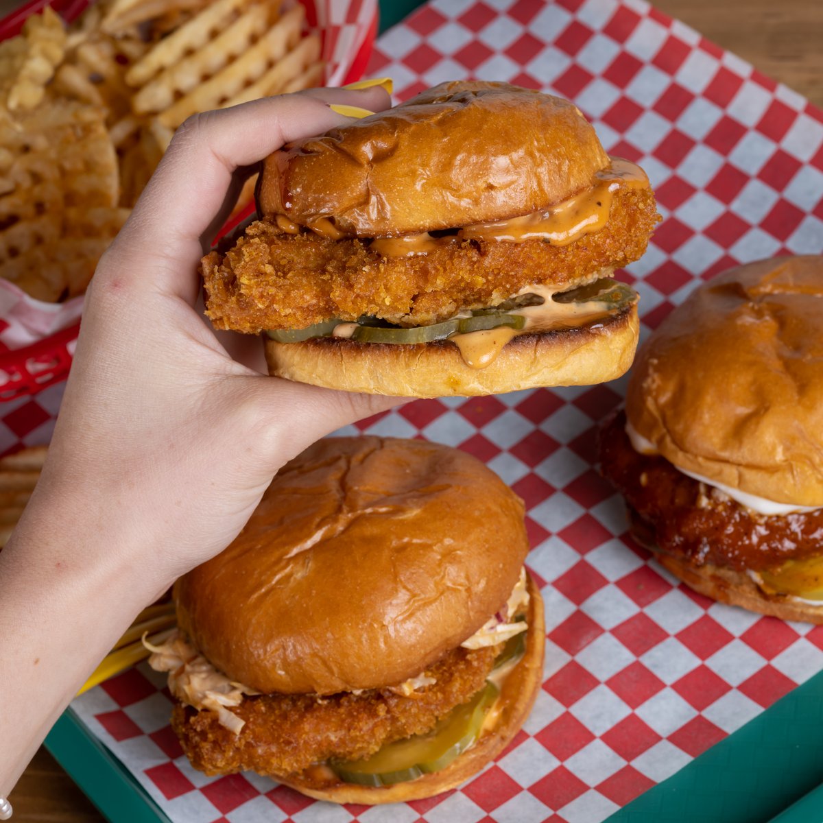 Sam's Crispy Chicken tweet media
