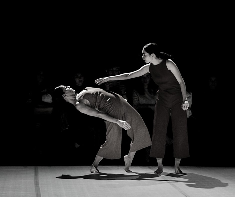 Mexican_Dance's tweet photo. ¡Conoce a las compañías y artistas de danza contemporánea que forman parte de #MexicanDance Online!
Haz click aquí: https://t.co/7By8Jhclp1
#MovesMX #MexicanDance https://t.co/vAKVrKHZ62