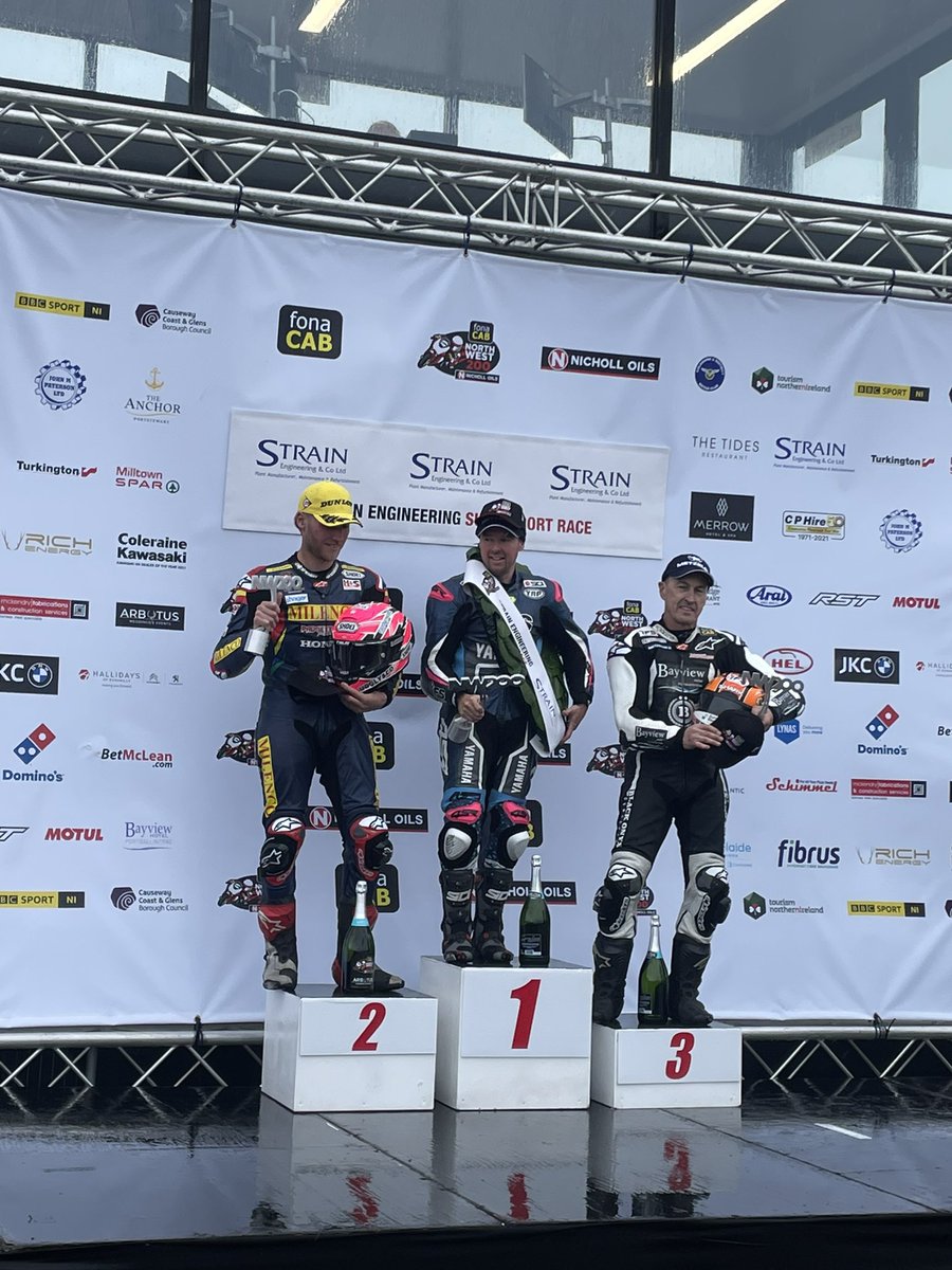 JohnBur44512635's tweet photo. This was special.. #99 @McWill99 @jillmcwill @RKRacing4 @Burrows_Rac1ng @rancook16 @northwest200 https://t.co/ZWFoivNGXq