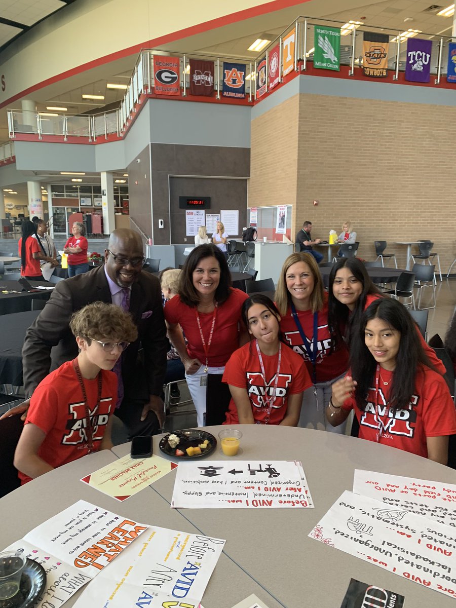 Chantell Upshaw tweet media