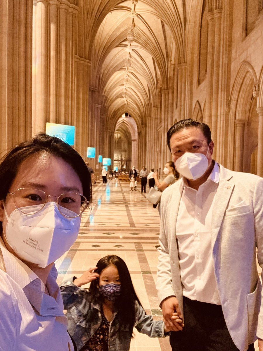 StephenVLiu's tweet photo. Grateful we had a chance to see Verdi’s requiem at @WNCathedral with the @CathedralChoral featuring @RWSing @jnaibmezzo @MarioChangTenor @baritonally. Amazing performance and acoustics. https://t.co/RgMcectgqE