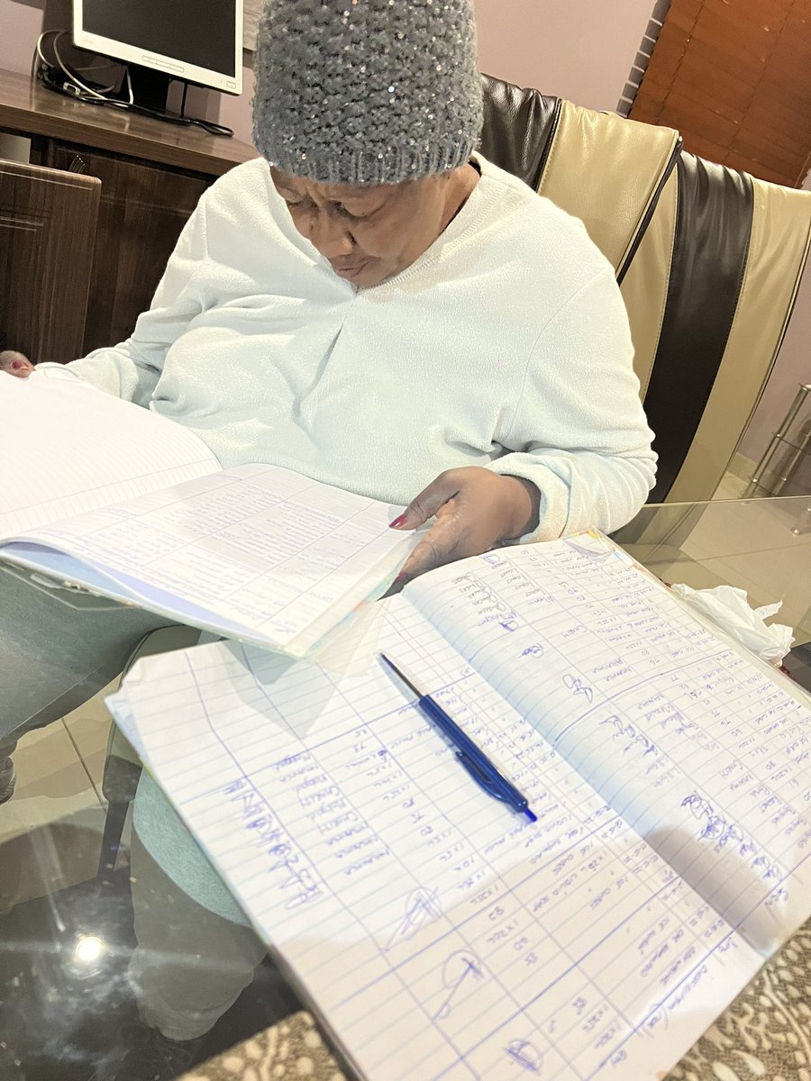 Shimza01's tweet photo. My mom retired from teaching, bought them a ice machine to supply @thehangawt she’s showing me her profit books 😅♥️ https://t.co/RFRqo7tRTr