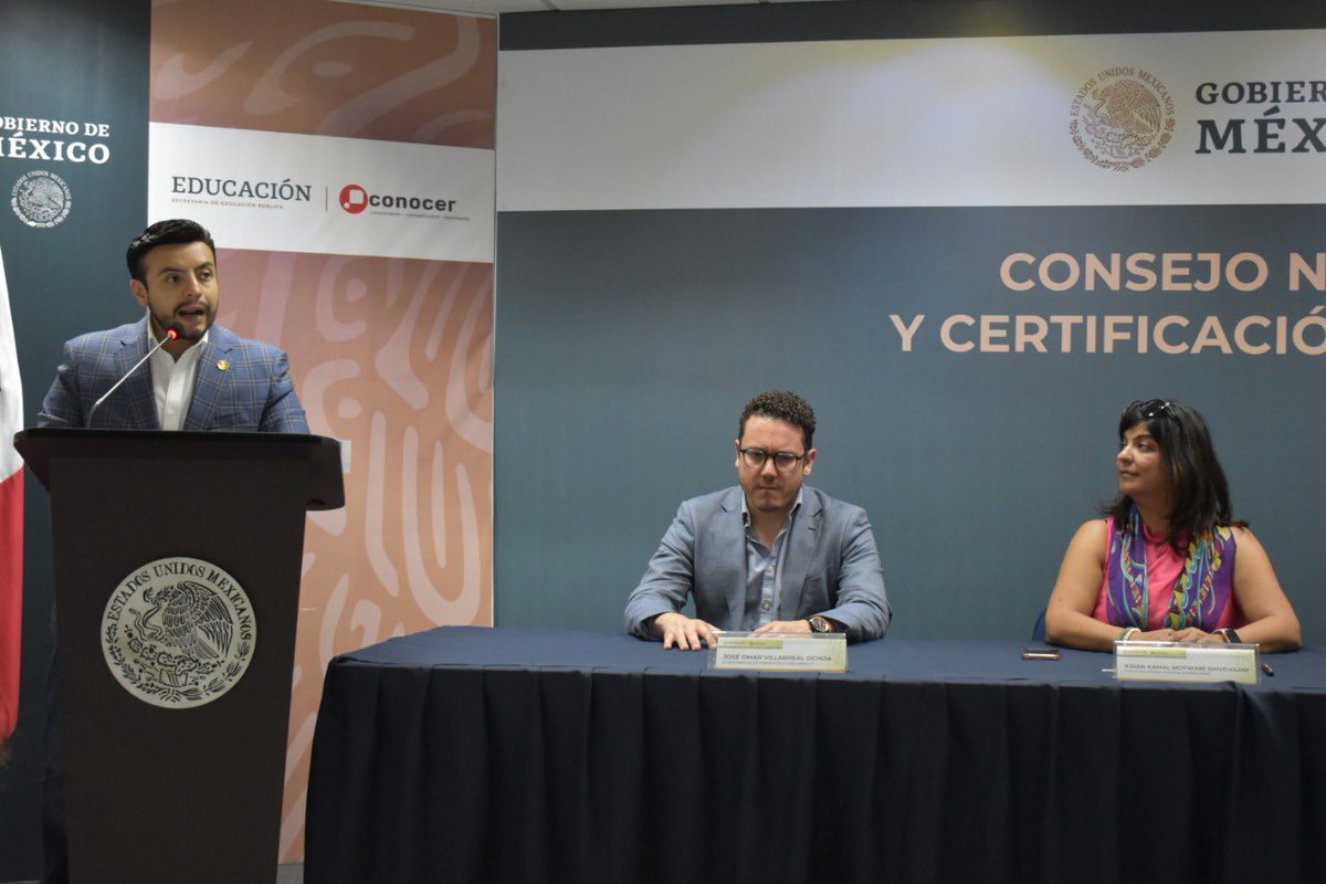 Celebramos la incorporación de <a href="/ALOHAMEX1/">ALOHA México</a> al Sistema Nacional de Competencias, ALOHA es un exitoso programa de desarrollo neuronal que potencia la inteligencia de niñas, niños y adolescentes a través de la aritmética mental y actividades lúdicas.
¡Enhorabuena y bienvenidos!