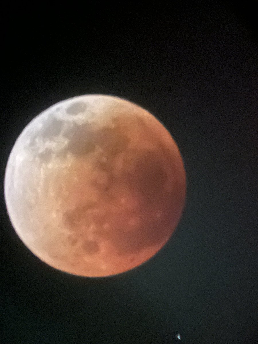 TrialByPhysics's tweet photo. @Supernova_Style Also from New England. This was just before the clouds came in https://t.co/o1UeFH9zLc