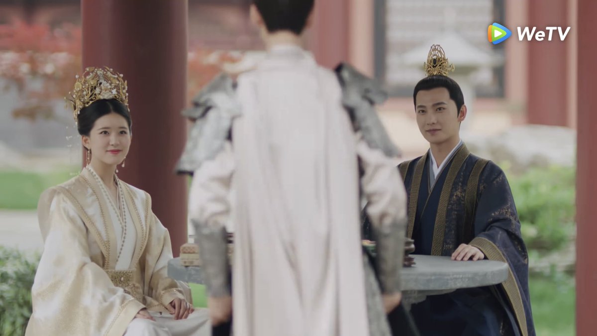 impeoni's tweet image. เขาก้ช่วยกันเลี้ยงมาแต่เล็กแต่อ่อนอ่ะเนอะ พ่อกับแม่ภูมิใจในตัวน้องหานผู่ ขนาดไหน 🥺 ครอบครัวสุขสันต์จบบริบูรณ์ 😂  #เทียบท้าปฐพี