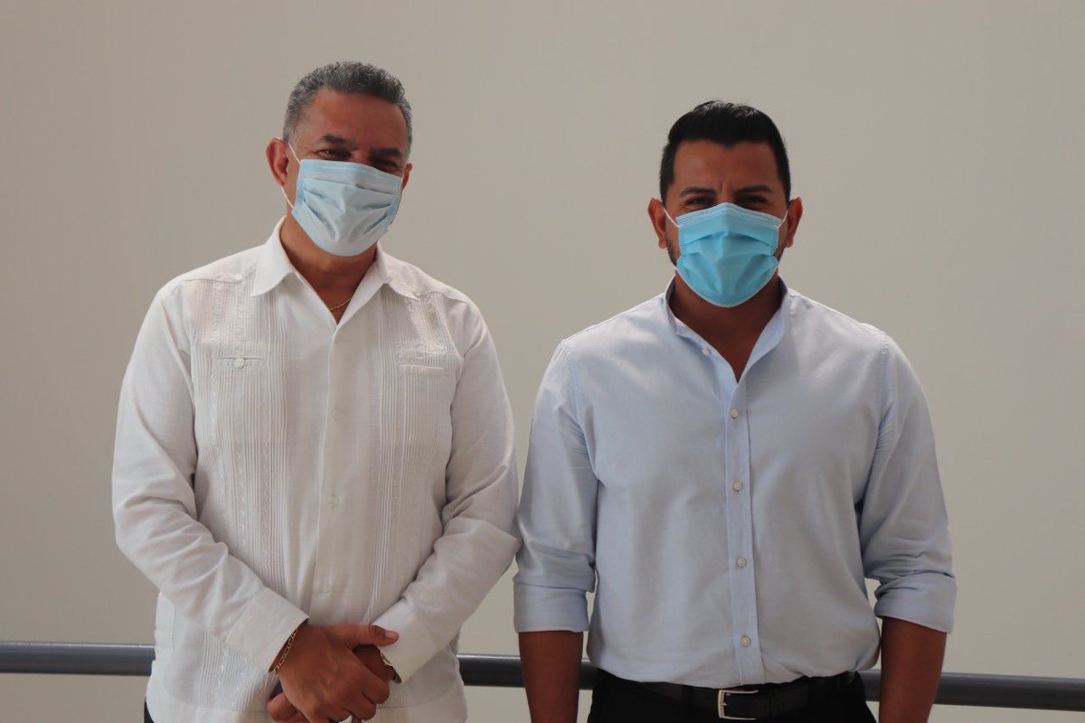 CEAGUA_Morelos's tweet photo. #Fotonota 📄| 𝐑𝐞𝐜𝐢𝐛𝐢𝐫á𝐧 𝐢𝐧𝐟𝐫𝐚𝐞𝐬𝐭𝐫𝐮𝐜𝐭𝐮𝐫𝐚 𝐡𝐢𝐝𝐫á𝐮𝐥𝐢𝐜𝐚 𝐥𝐨𝐜𝐚𝐥𝐢𝐝𝐚𝐝𝐞𝐬 𝐝𝐞 𝐗𝐨𝐜𝐡𝐢𝐭𝐞𝐩𝐞𝐜

🛠 Se analiza la viabilidad de #obras de drenaje sanitario y  construcción de #PTAR 

✅Entérate en: https://t.co/K7XjpZH0oO https://t.co/Vxccc7jylJ