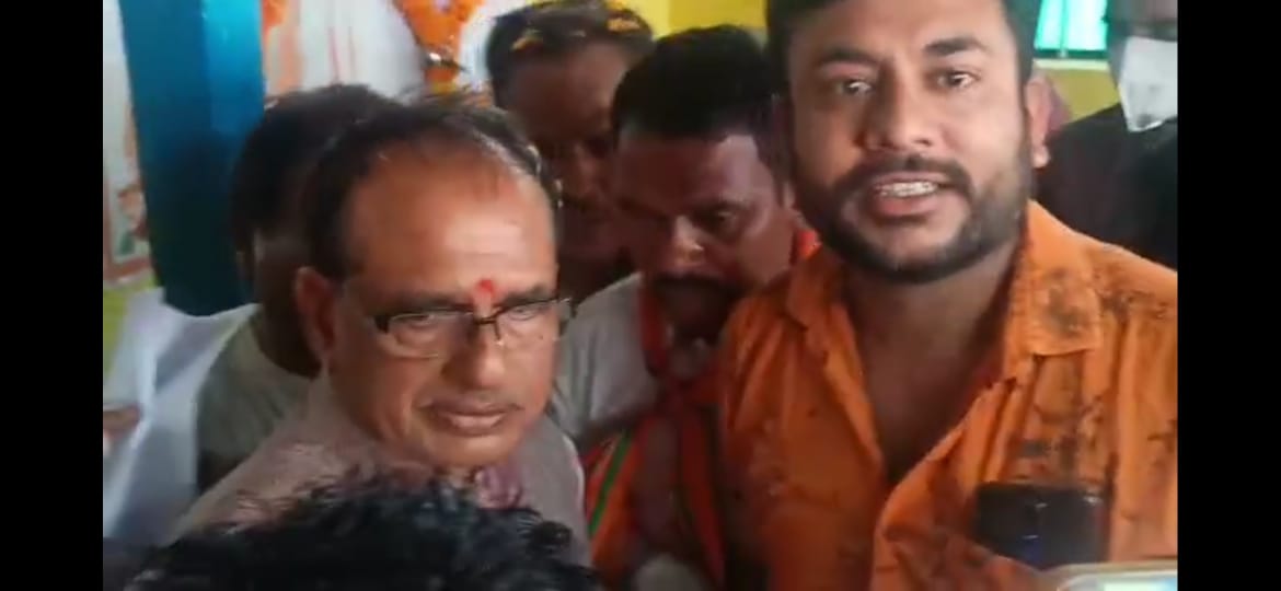 Surendr54973517's tweet photo. @ChouhanShivraj #पद_वृद्धि_माध्यमिक_शिक्षक 
18.50.60.100
सामाजिक विज्ञान विज्ञान हिंदी उर्दू के अल्प संख्यक पदों में वृद्धि कर सैकंड काउंसलिंग प्रक्रिया शीघ्र शुरू करे समान पद वितरण के साथ https://t.co/lE1xLusZsl