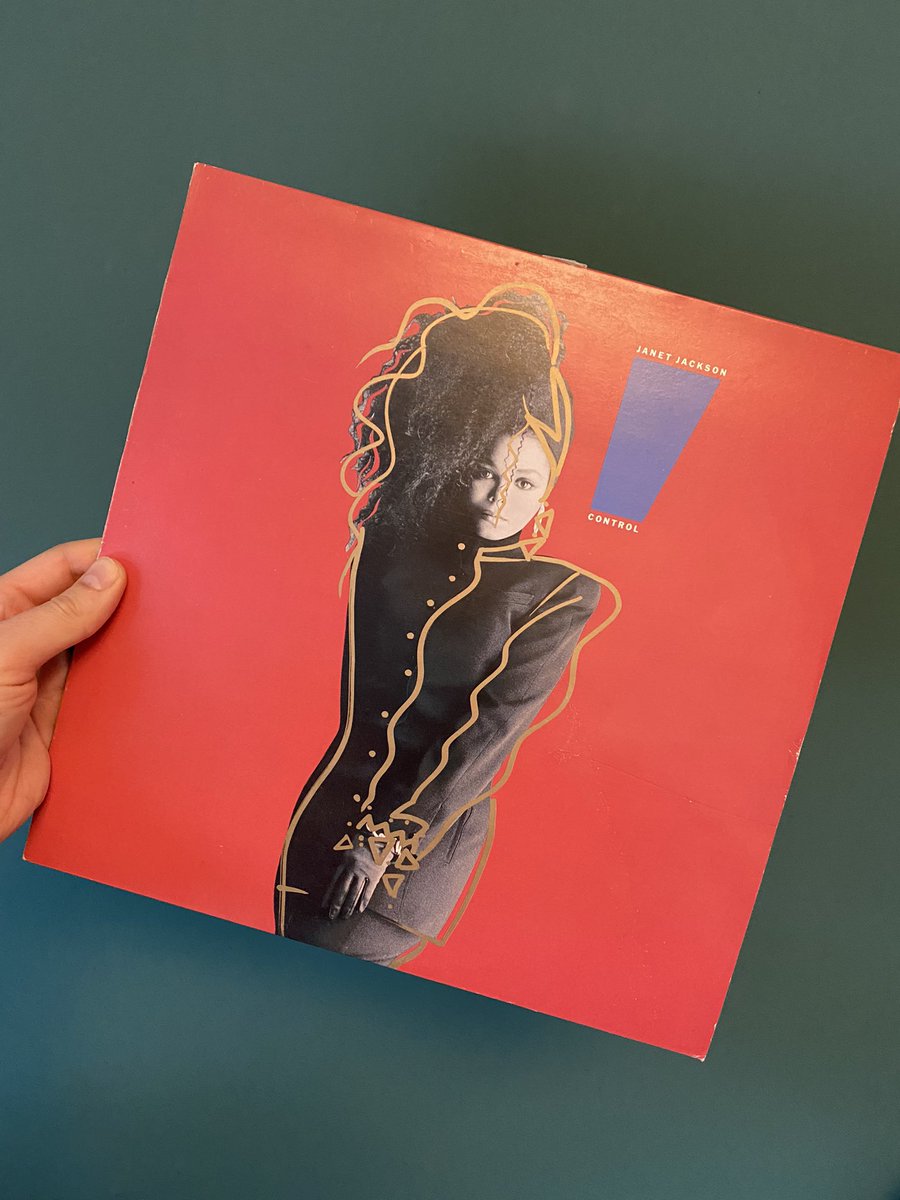 Minute_Taker's tweet photo. Happy birthday #JanetJackson who turns 56 today! What’s your favourite album of hers? Has to be CONTROL for me. Such a classic 80s album with amazing production from Jam and Lewis. I love how it flows seamlessly from start to finish.
#janetjacksonfan #janetjacksoncontrol https://t.co/2YOF7ySIKI