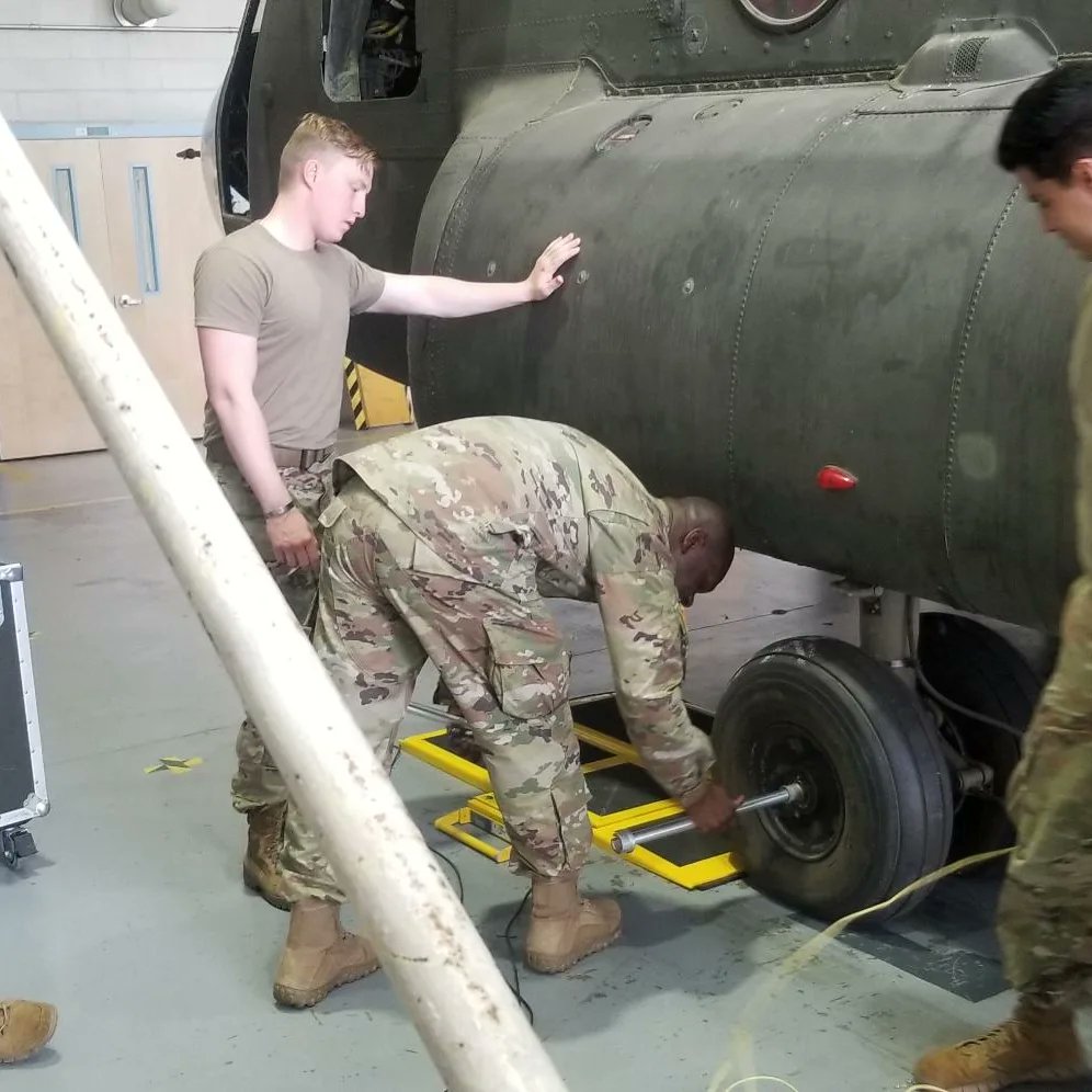NCOAEustis's tweet photo. Soldiers attending the USAACE NCOA-Eustis ALC apply knowledge they have learned in weight & balance procedures by weighing different airframes found in the Army fleet at Fort Eustis, Virginia.
#AboveTheBest | #BackboneOfTheArmy | #ForgedToLead https://t.co/F4UTUFylrM