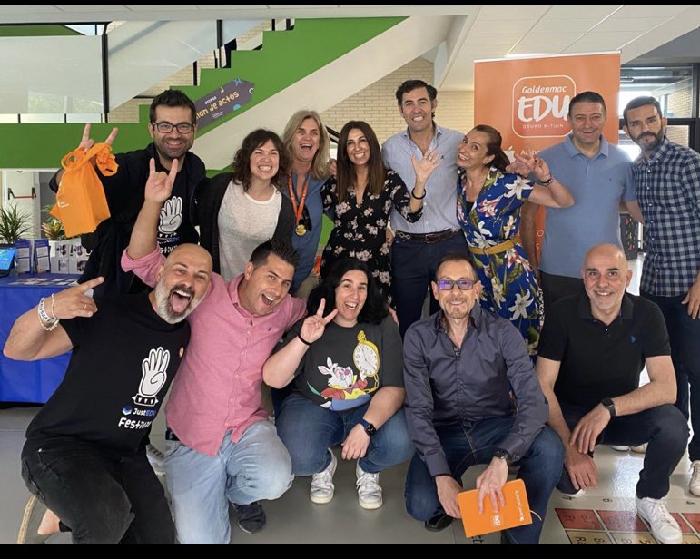 JosepR45823628's tweet photo. Un finde intenso en Madrid lleno de emociones y aprendizaje sin fin gracias a el equipazo de #justedu y #goldenmacedu … el año que viene mas! https://t.co/9PFXUEaqjj