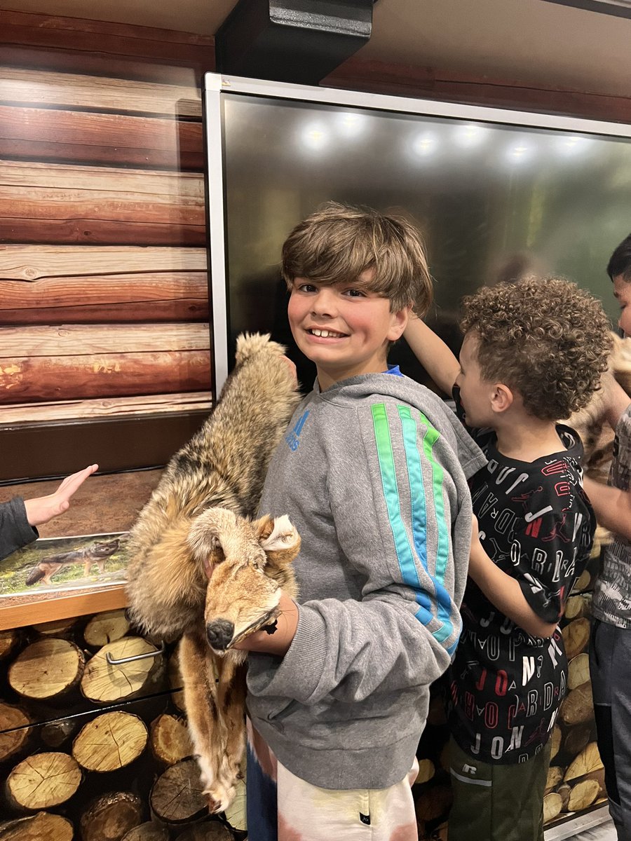 MrsPuleoNRCS's tweet photo. Thank you Chapman PTA for the awesome event with @clevemetroparks 🤩 https://t.co/ZUuzwPPdKo