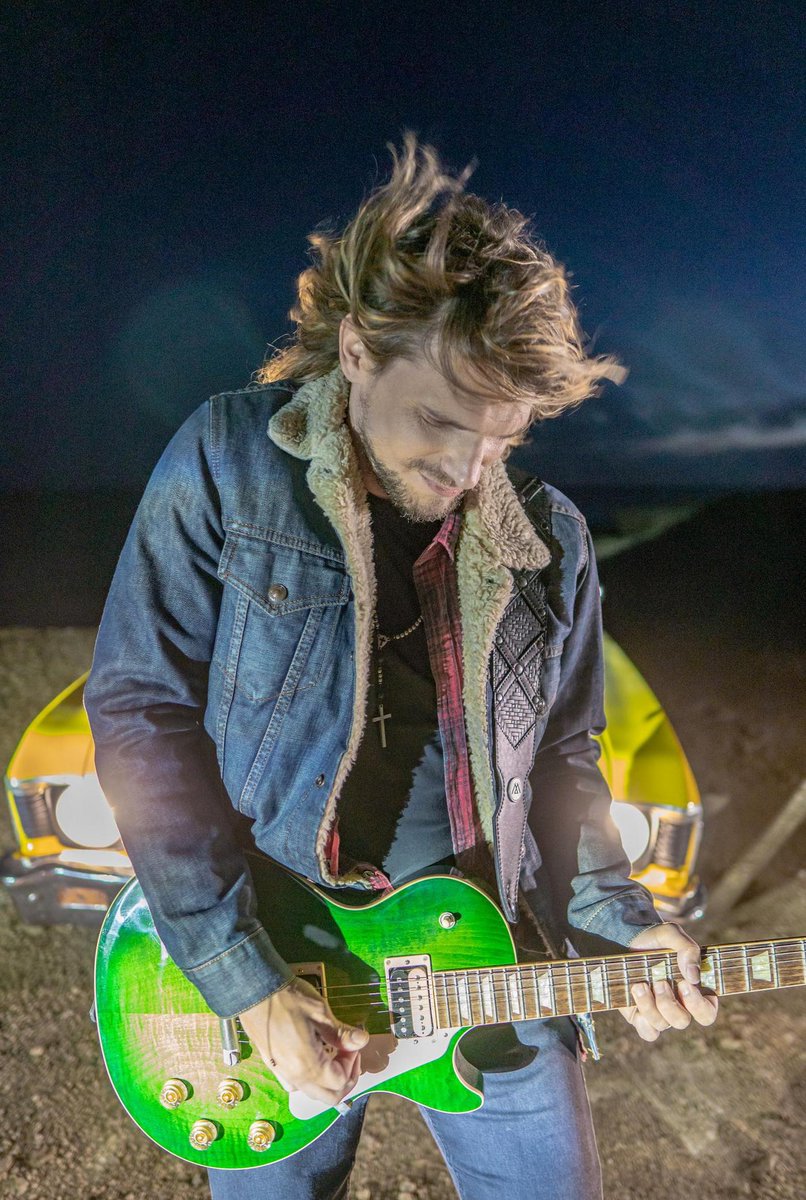 AHORA
Momento musical del programa con Seba Dubar, que sigue presentando su disco "Rompecabezas", compuesto de música para bailar sin parar. Seguí con nosotros junto a <a href="/diegobranca/">Diego Brancatelli</a> y <a href="/celemain/">Celeste</a> hasta las 15 hs.