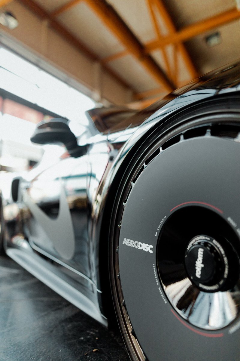 993phtgrphy's tweet photo. ICONS #993phtgrphy #nike #bagriders #Automotive #stancenation #porsche #wörthersee https://t.co/u3n47wiILY