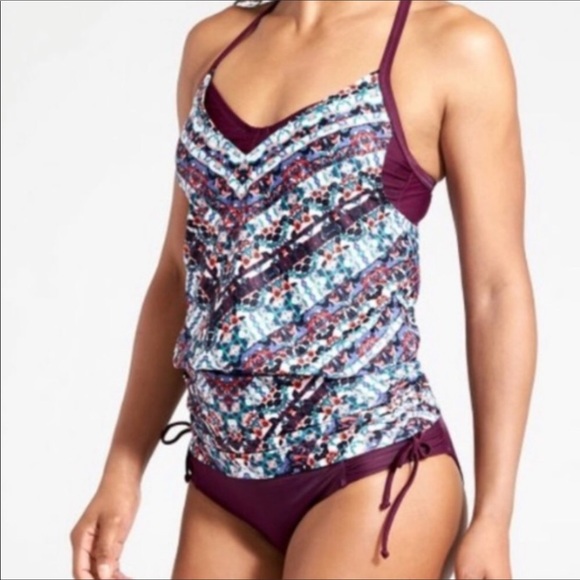 poshopoly's tweet photo. So good I had to share! Check out all the items I'm loving on @Poshmarkapp from @Twi_Tere #poshmark #fashion #style #shopmycloset #coldwatercreek #fun2fun #athleta: https://t.co/SzXCDAbCNv https://t.co/I35Xb0H9dg