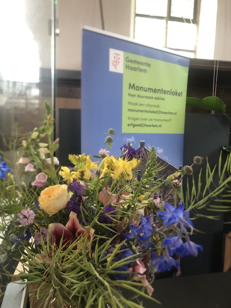 Het Monumentenloket in de Bakenesserkerk is open! Monumenteneigenaren kunnen vanaf morgen informatie krijgen over het behouden en verduurzamen van monumenten. We vieren de opening nog de hele week! Een afspraak maken kan via monumentenloket@haarlem.nl