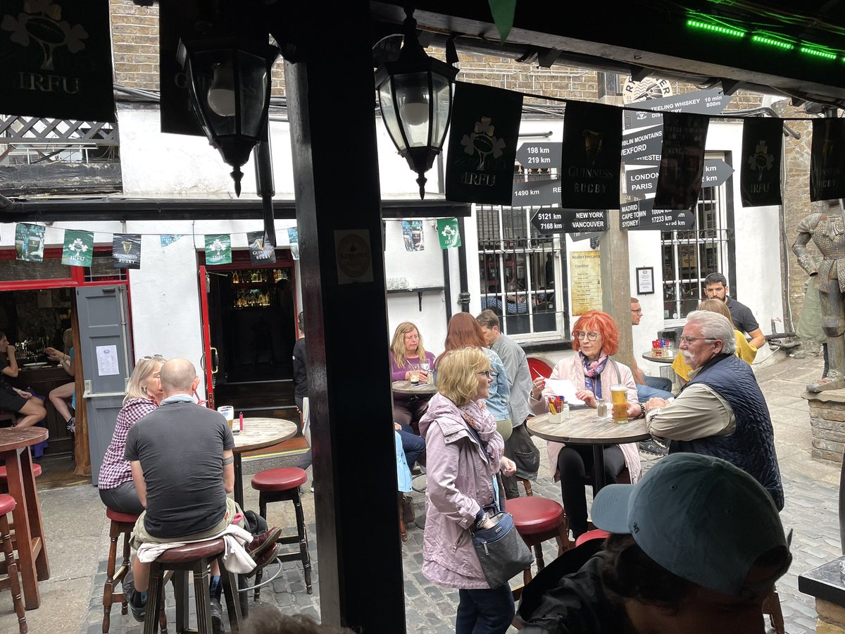 sam_ruffino's tweet photo. Went to the oldest pub in Ireland today @TheBrazenHead_ founded in 1198. Feeling like real Dubliners! 🇮🇪🍻#duqmediaireland https://t.co/oBrVh7UU07