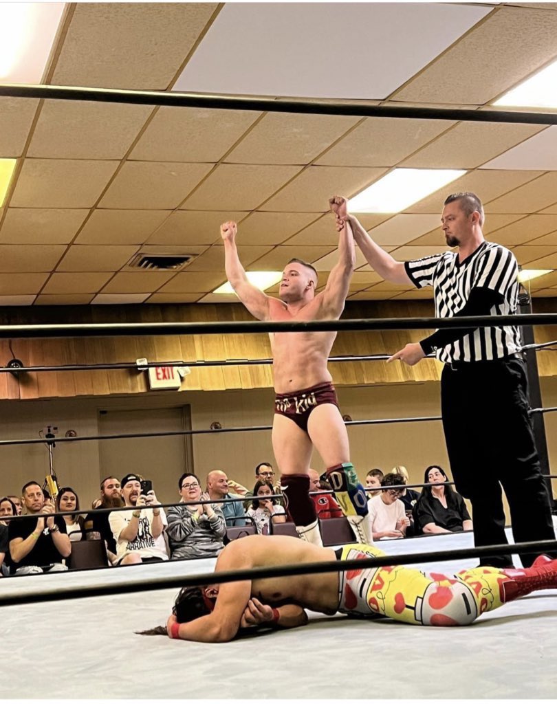 VinnyPacifico1's tweet photo. What an amazing weekend of pro wrestling. I love this shit more than anything. 
Really proud of my progress as of late on my new diet plan. It’s hard, but nothing worth it comes easy. Never stop improving!
#DCVO https://t.co/LOqm1vBhmN
