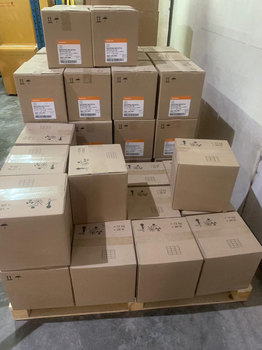 dubai_silver's tweet photo. Outdated Industrial xray film for silver recycling 
#Industrial #xrayfilm #Ndtfilm #RtFilm #Silverrecycling #DubaiSilverrecycling 
https://t.co/RTdagwx1Iy https://t.co/APYrktsKY8