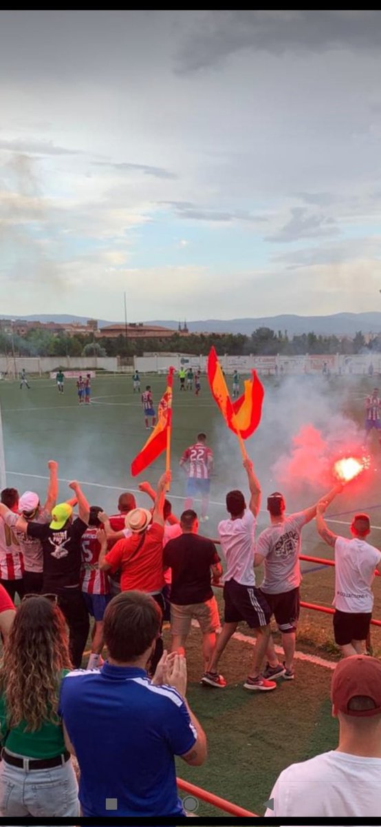 AtleticoTeruel's tweet photo. Momento histórico, pitido final, sábado 14 de mayo, y el equipo senior del Club a Preferente. 
La guinda a una gran temporada con el ascenso tb del juv. a Liga Nacional y por ser nuestro decimo aniversario. https://t.co/bV3TZjMd00
