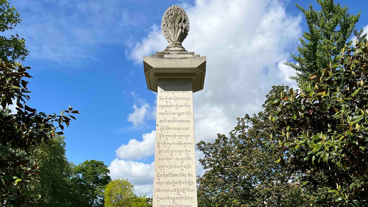 Great day last week <a href="/I_W_M/">Imperial War Museums</a> in London with <a href="/GF__MAT/">Gosport and Fareham MAT</a> KS3 students exploring theme of empathy and war. Reflected on 6 object stories cross different times of C20th conflict - read poetry from Rudyard Kipling #WW1 to Children of #Iraq to Simon Armitage #Ukraine #SDG16 peace &amp; justice