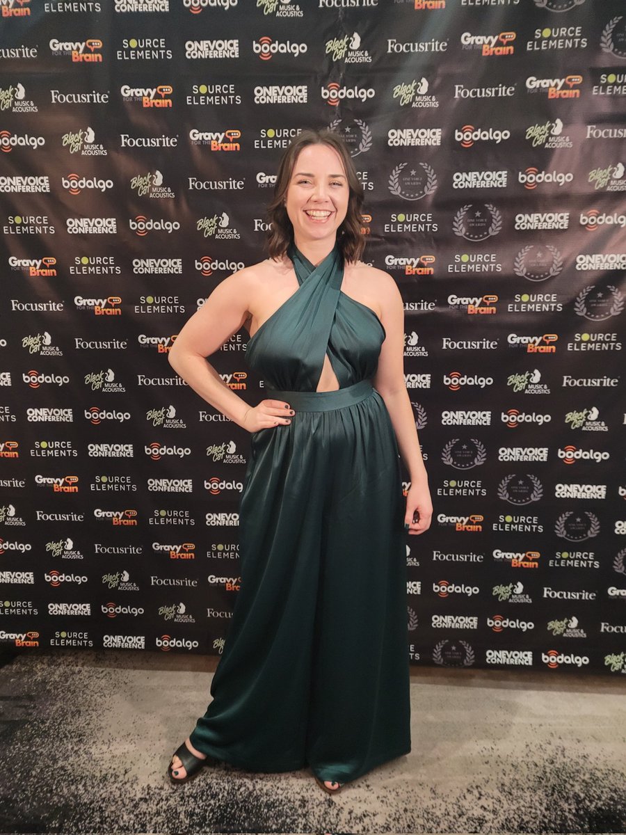 katherinelmoran's tweet photo. ✨️my first One Voice Awards✨️

Saturday was a celebration of amazing talent &amp; graft 🎙

To be a nominee was special.

To celebrate with &amp; feel part of this community...🤌

Thanks to @peterdickson, @Hugh_Edwards + @GravyForBrain for creating this space 🙏

#OVA22 #voiceover https://t.co/ZcNGznEYPJ